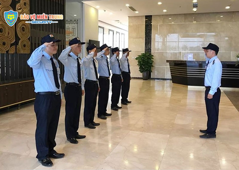 Bảo vệ nhà hàng khách sạn